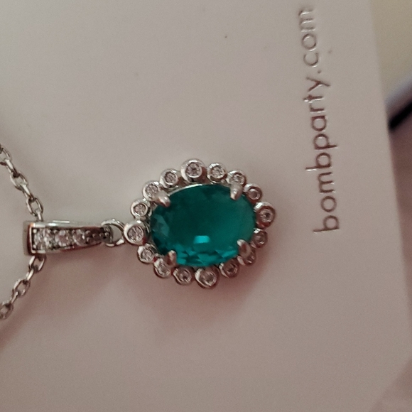 Bomb Party OG Necklace - Picture 2 of 3